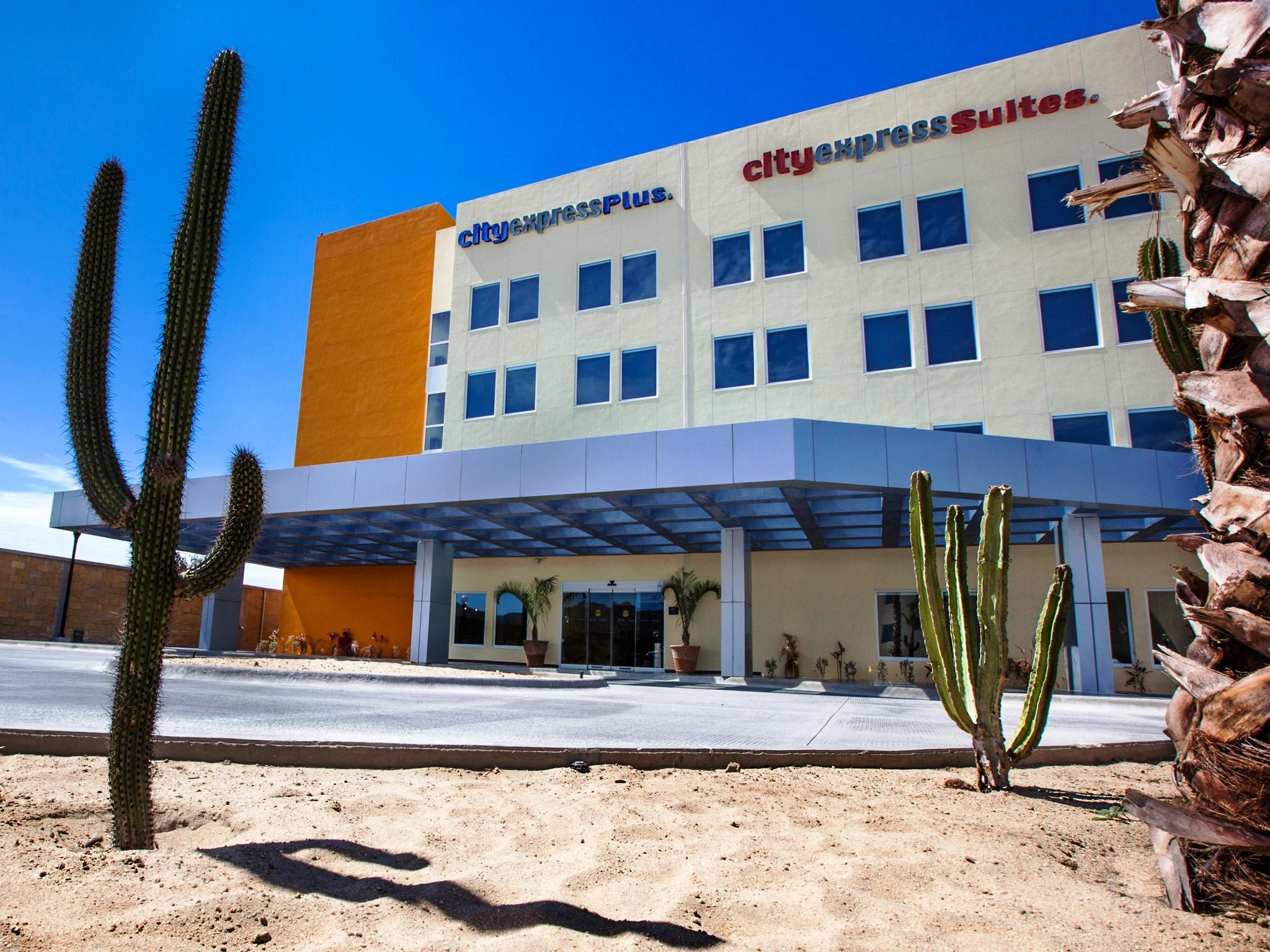 City Express Plus By Marriott Cabo San Lucas Dış mekan fotoğraf