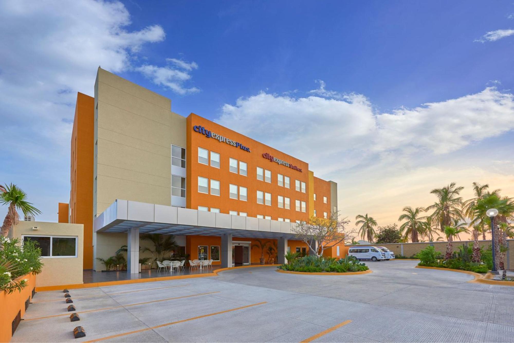 City Express Plus By Marriott Cabo San Lucas Dış mekan fotoğraf