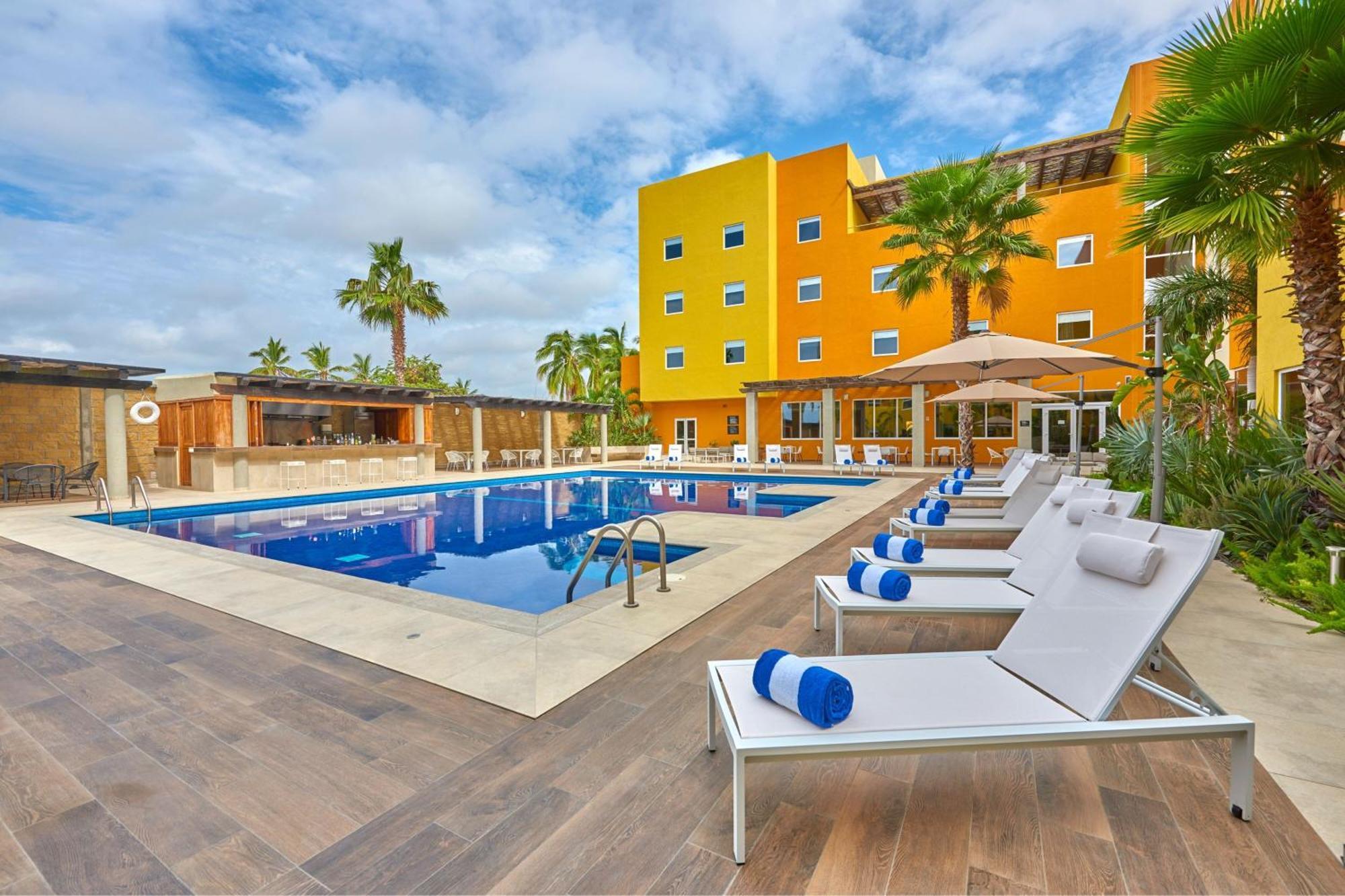 City Express Plus By Marriott Cabo San Lucas Dış mekan fotoğraf