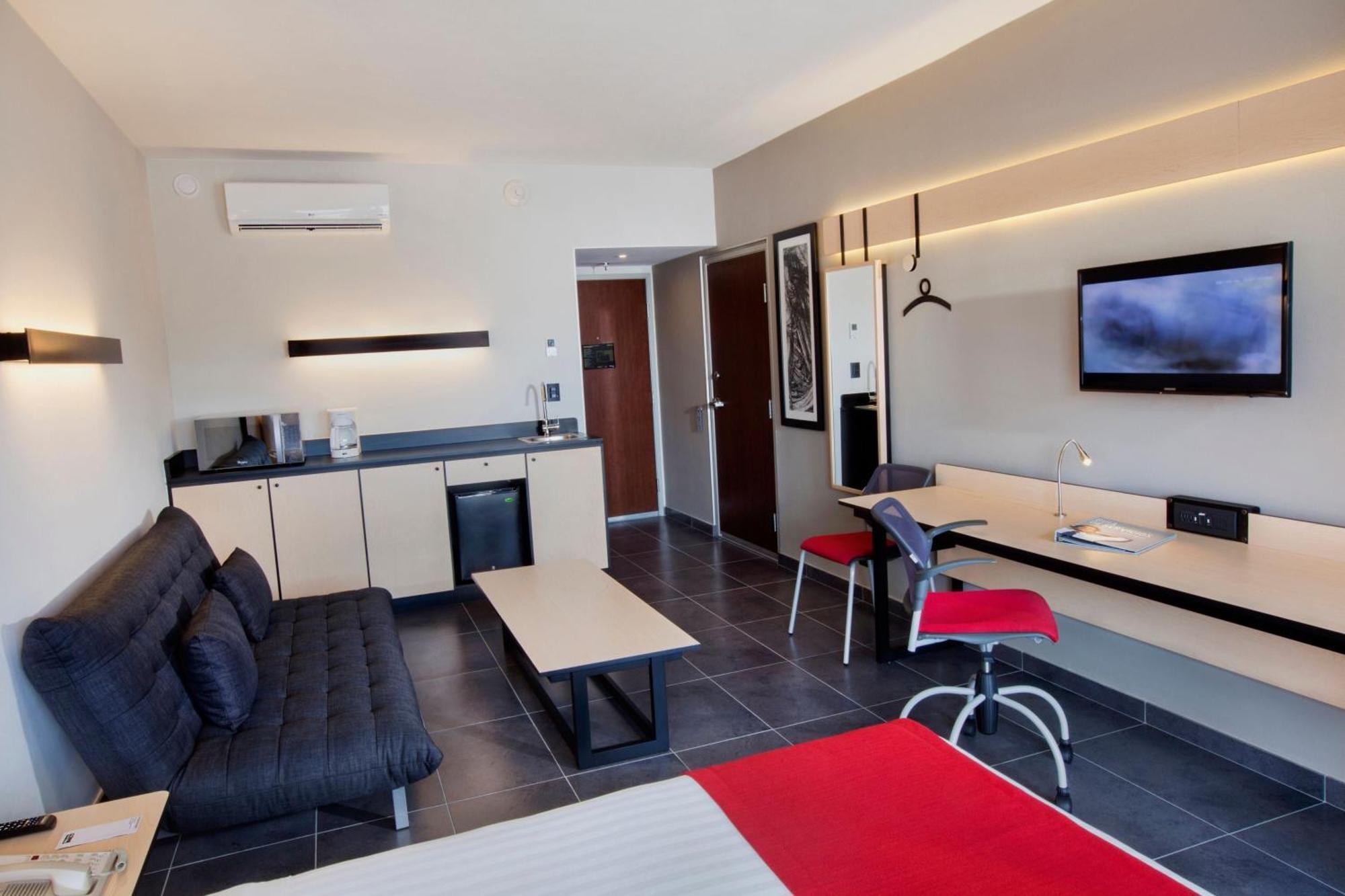 City Express Plus By Marriott Cabo San Lucas Dış mekan fotoğraf